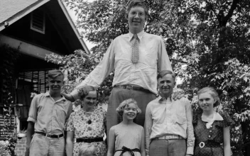 Robert Wadlow, el gigante que alcanzó los 272 cm de altura