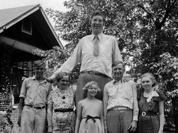 Robert Wadlow, el gigante que alcanzó los 272 cm de altura