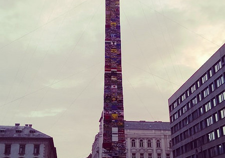 La torre más alta hecha con bloques de Lego: mide 34,75 metros