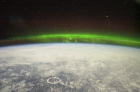 Una aurora boreal vista desde la Estación Espacial Internacional