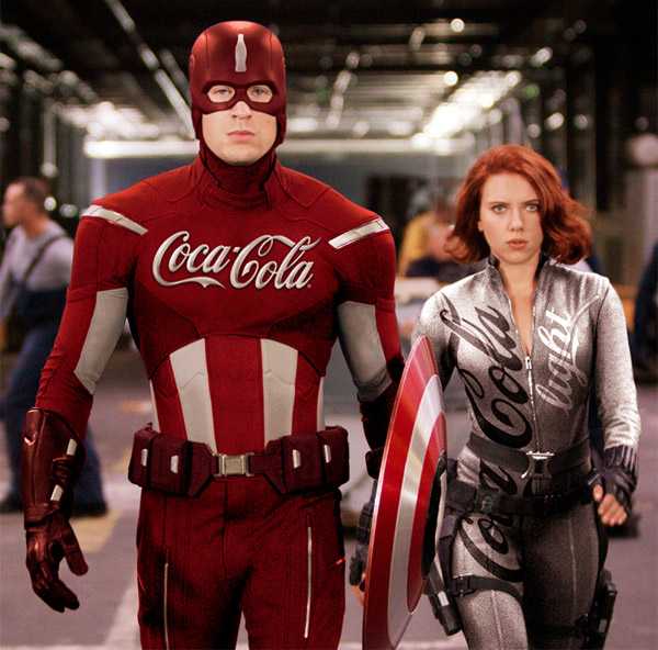 Capitán América y la Viuda Negra patrocinados por Coca Cola