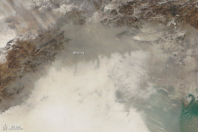 La nube de contaminación en Pekín vista desde el espacio