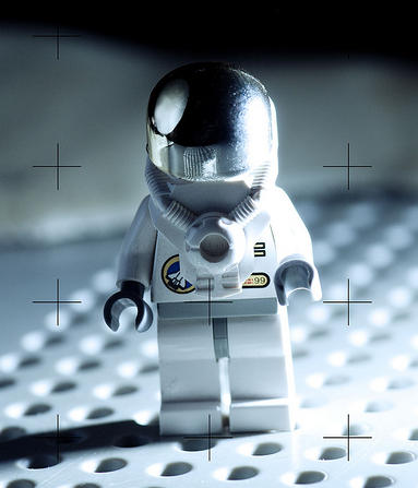 Fotografías históricas recreadas con piezas de Lego: El hombre en la Luna