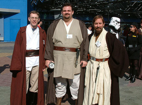 Frikis disfrazados de Obi-Wan Kenobi