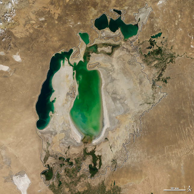 Nuevas imágenes de la NASA muestran el desastre medioambiental del Mar de Aral