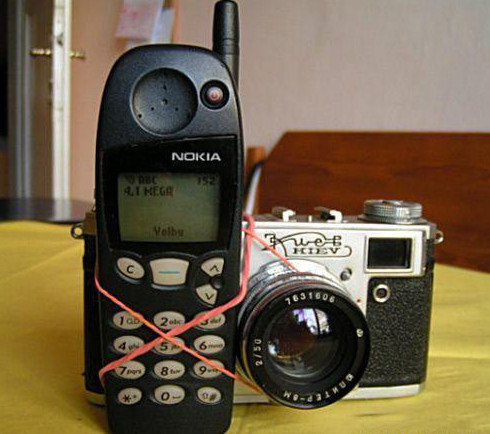 Hace 10 años ya había móviles con cámara de fotos incorporada