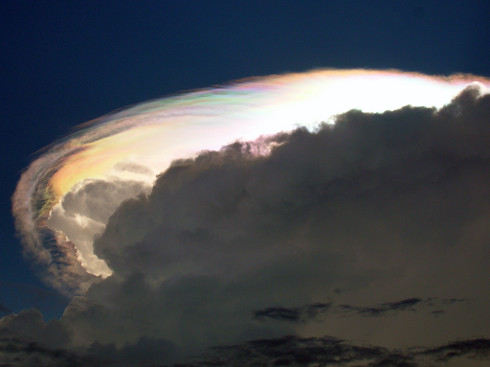 Nube Pileus