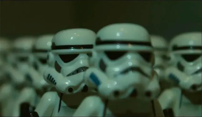 El tráiler de Star Wars: The Force Awakens hecho con Lego