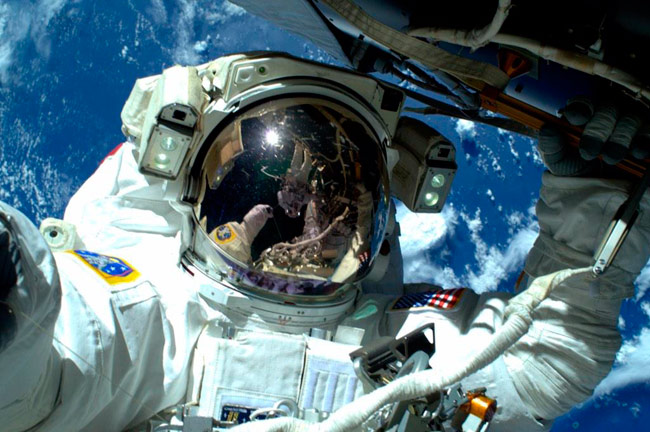 Selfie espacial de Barry Wilmore