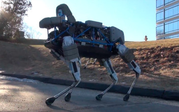 Spot, el último robot cuadrúpedo creado por Boston Dynamics