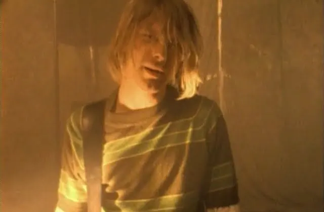 Smells Like Teen Spirit versionada con seis disqueteras y dos discos duros