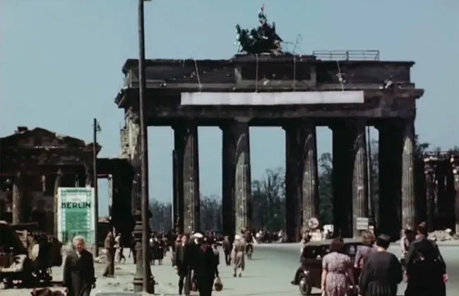 Berlín en julio de 1945 (vídeo en color y 1080p)
