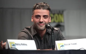 Oscar Isaac dará vida a Solid Snake en la nueva película de Metal Gear Solid