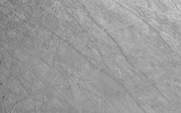 Primera imagen de la luna Europa tomada por la nave espacial Juno