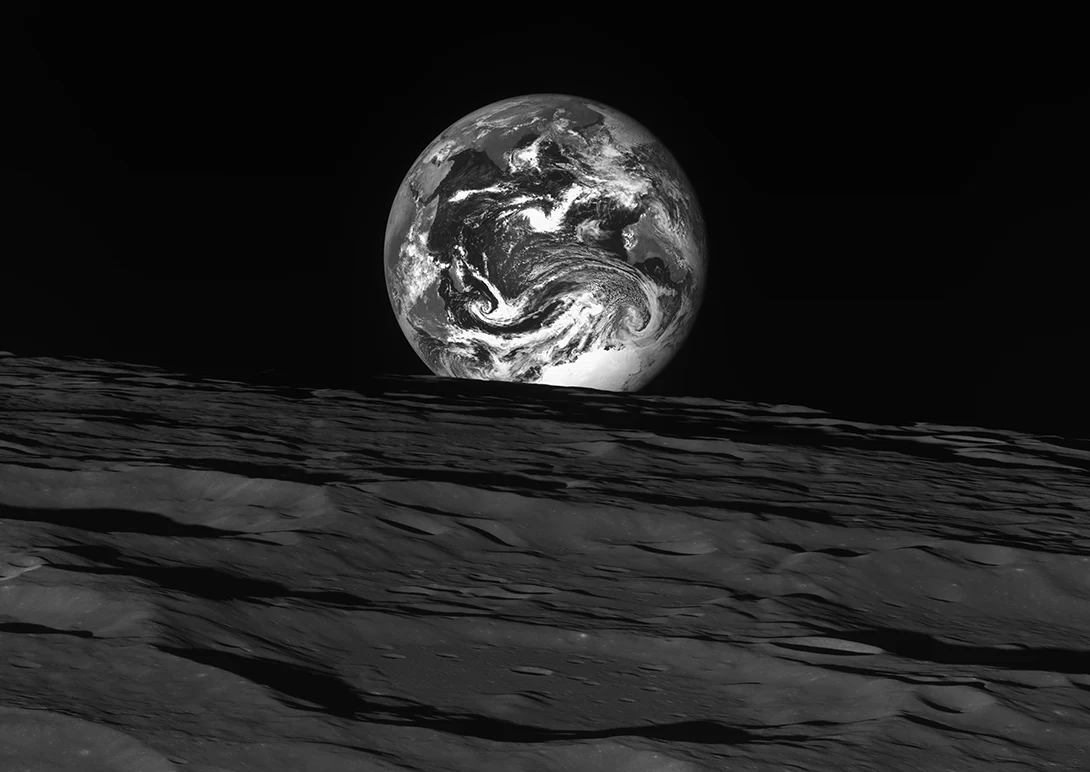 La Tierra y la Luna fotografiadas por el orbitador lunar Danuri