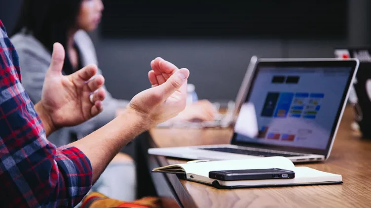 La inteligencia artificial podría reemplazar a 300 millones de trabajadores