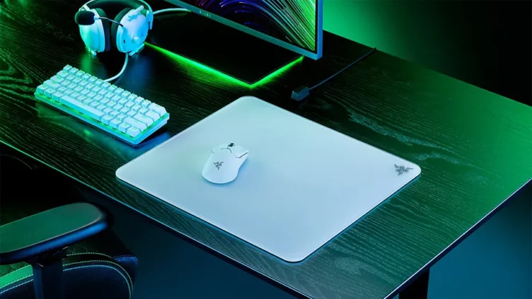 Razer Atlas, una alfombrilla de ratón gaming de cristal