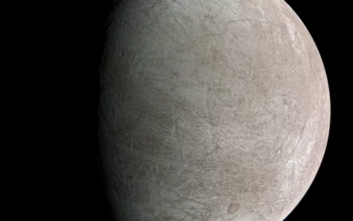 El telescopio James Webb halla posibles indicios de vida en la luna Europa