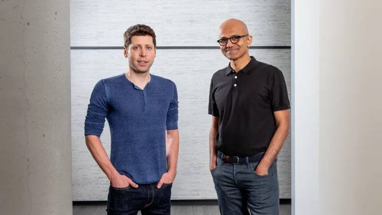 Microsoft contrata a Sam Altman, ex-CEO de OpenAI