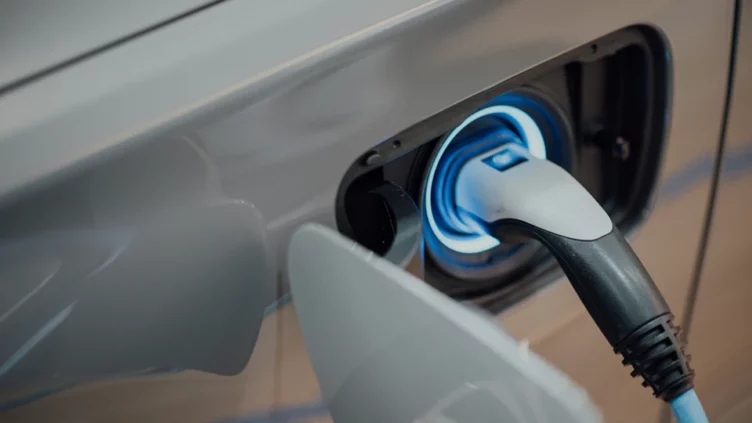 Apple quiere lanzar su coche eléctrico en 2028