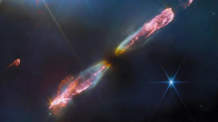 El telescopio James Webb capta los flujos supersónicos del objeto Herbig-Haro 211