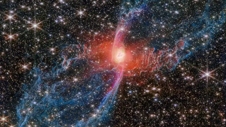La nebulosa de la Araña Roja vista por el telescopio espacial James Webb